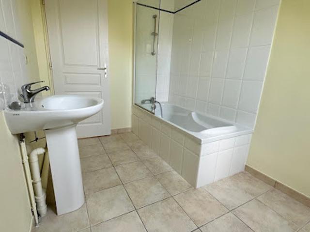 Vente Maison 5 pièces 120 m2 Monceaux en Bessin