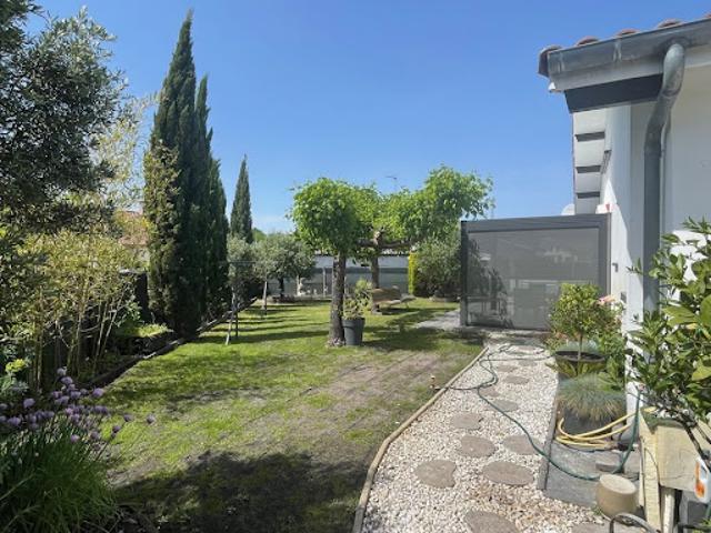 Vente Maison 5 pièces 120 m2 Morcenx