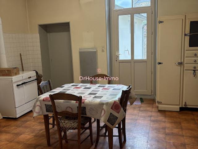 Vente Maison 5 pièces 120 m2 Gençay