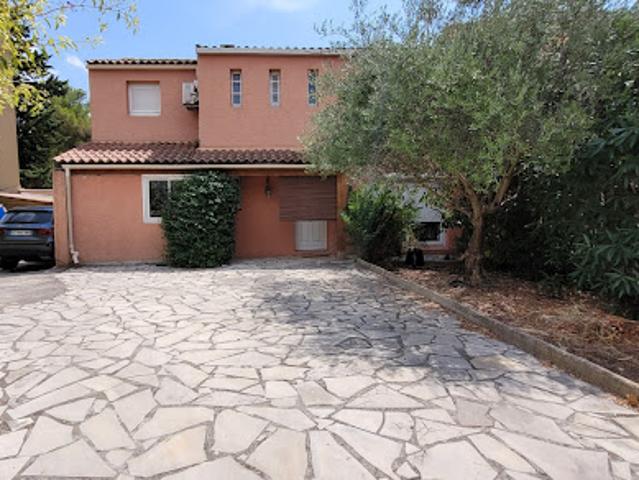 Vente Maison 5 pièces 120 m2 Lattes