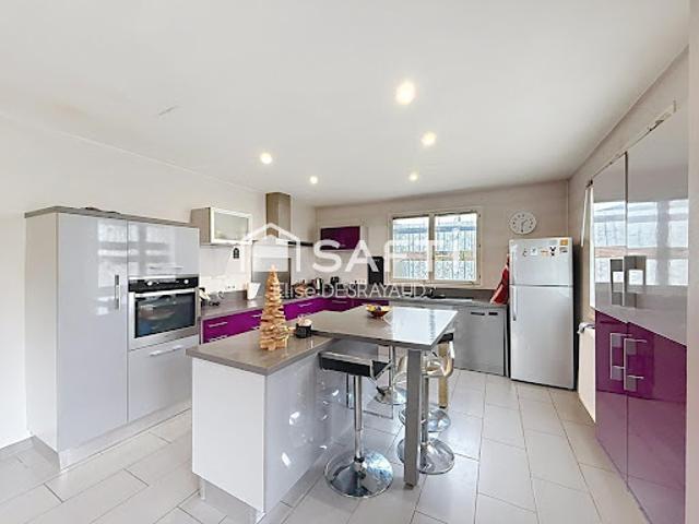 Vente Maison 5 pièces 120 m2 Leynes