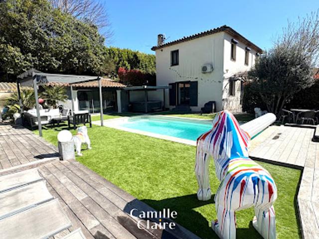 Vente Maison 8 pièces 180 m2 Trets