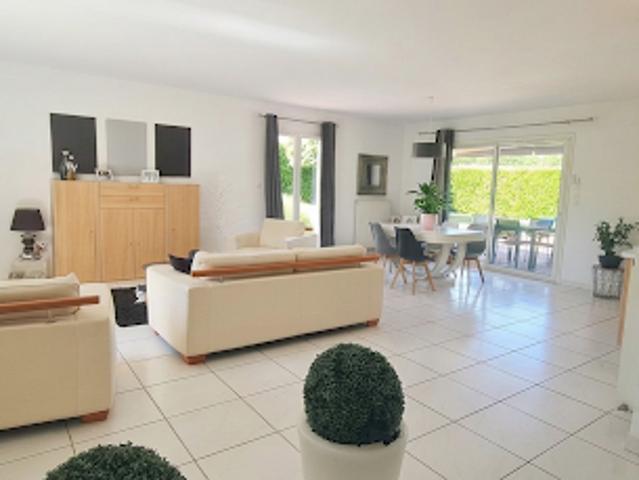 Vente Maison 5 pièces 120 m2 Salagnon