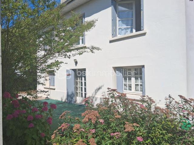 Vente Maison 5 pièces 120 m2 Villeneuve sur Lot