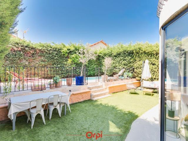 Vente Maison 5 pièces 121 m2 Marseille 12ème