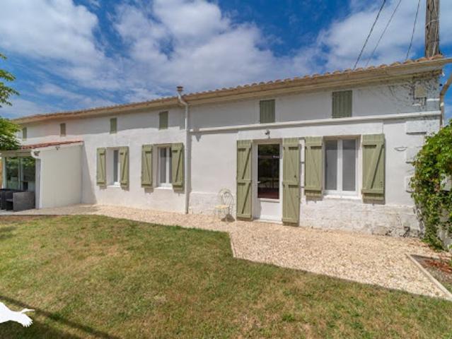 Vente Maison 5 pièces 121 m2 Montendre