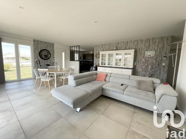 Vente Maison 5 pièces 121 m2 Couquèques