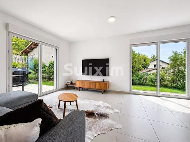 Vente Maison 5 pièces 121 m2 Crozet
