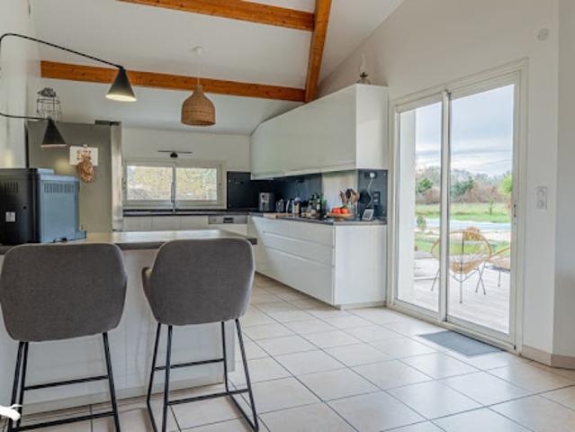 Vente Maison 5 pièces 131 m2 Créon