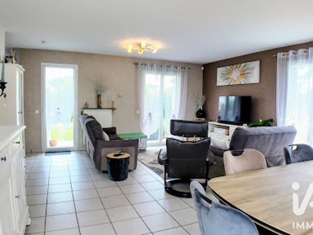 Vente Maison 5 pièces 121 m2 Roche la moliere