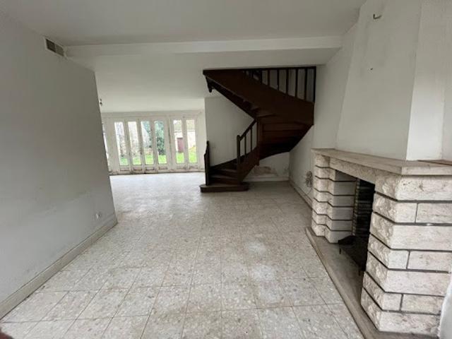 Vente Maison 5 pièces 121 m2 Saint Amand Montrond