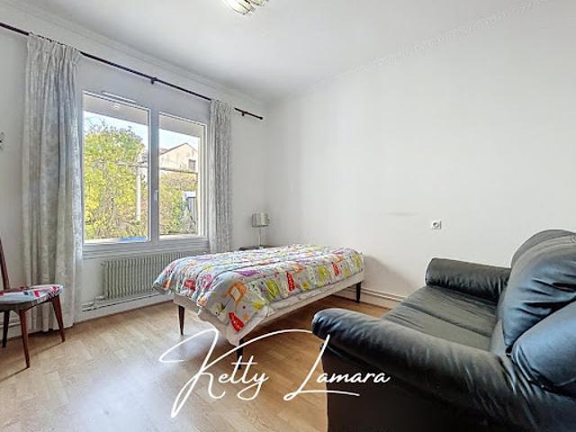 Vente Maison 5 pièces 121 m2 Saint Cyr l'Ecole