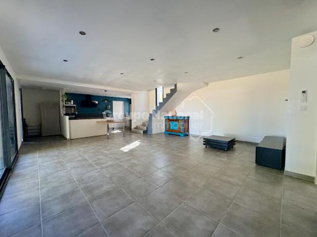 Vente Maison 5 pièces 121 m2 Saint Jean de Cornies