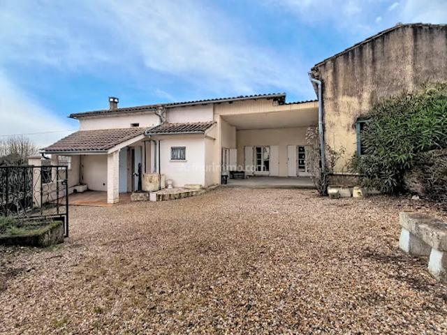 Vente Maison 5 pièces 122 m2 Abzac