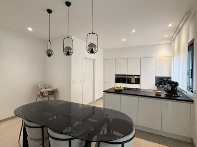 Vente Maison 5 pièces 122 m2 Bonneville