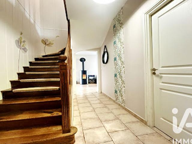 Vente Maison 5 pièces 122 m2 Vienne le Château