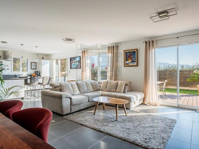 Vente Maison 5 pièces 123 m2 Marseille 12ème