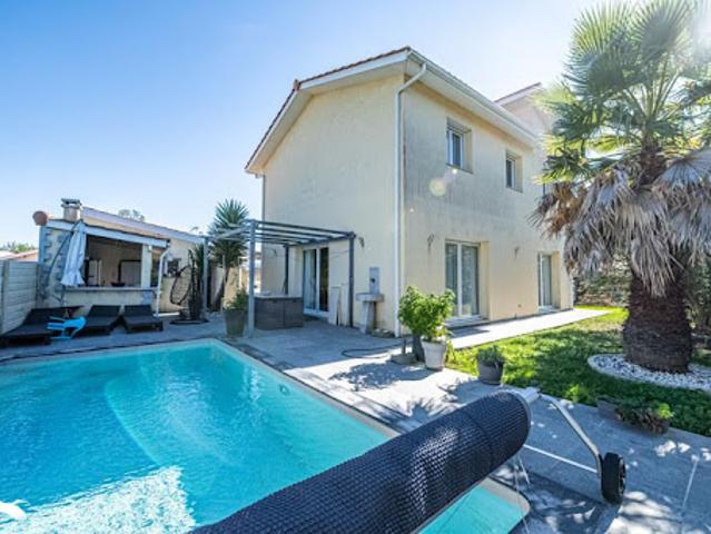 Vente Maison 5 pièces 123 m2 Bassens