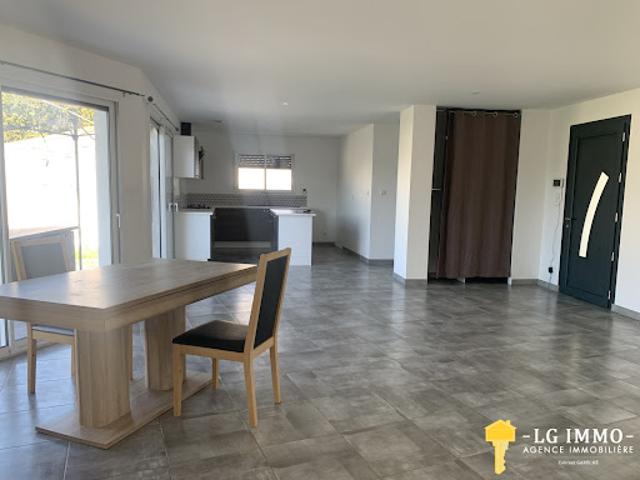Vente Maison 5 pièces 123 m2 Cravans