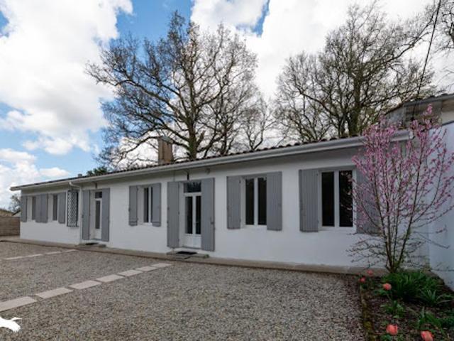 Vente Maison 5 pièces 123 m2 Saint estephe
