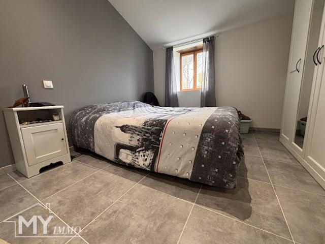 Vente Maison 5 pièces 123.48 m2 Villefranche de Lonchat