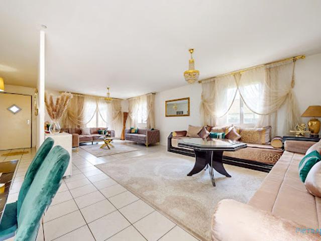 Vente Maison 5 pièces 123.9 m2 Saint remy