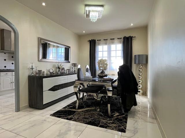 Vente Maison 5 pièces 134 m2 Meyzieu