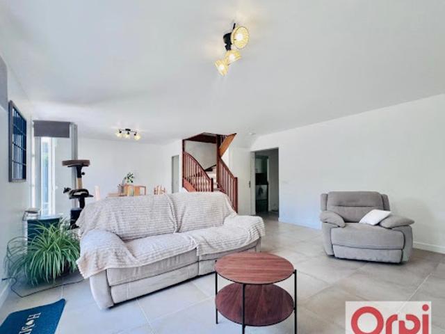 Vente Maison 5 pièces 134.97 m2 Ozoir la ferriere