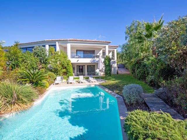 Vente Maison 5 pièces 135 m2 Albitreccia