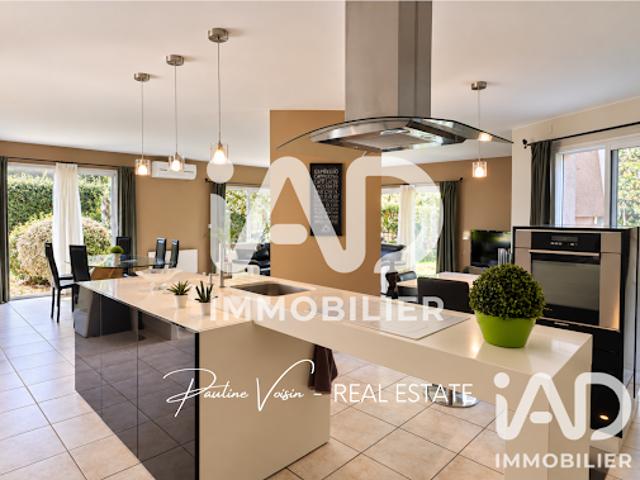 Vente Maison 5 pièces 135 m2 Blanquefort