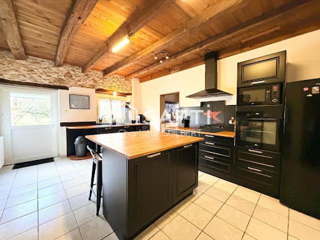 Vente Maison 5 pièces 135 m2 Casteljaloux