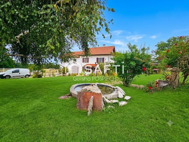 Vente Maison 5 pièces 135 m2 Le Pin