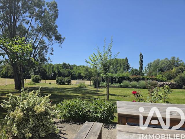 Vente Maison 5 pièces 135 m2 Saint Pierre d'Eyraud