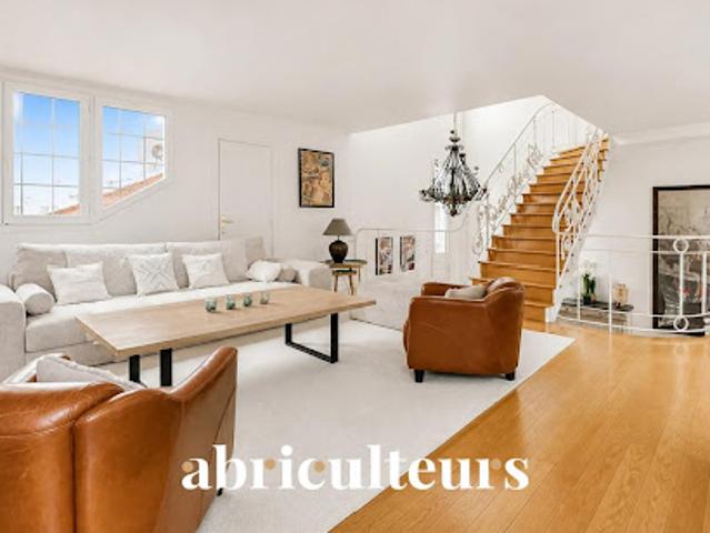 Vente Maison 5 pièces 135.43 m2 Garches