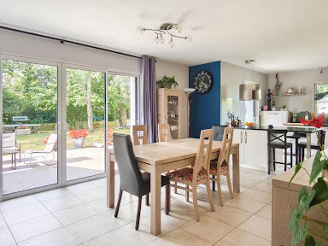 Vente Maison 5 pièces 135.69 m2 Riec sur Belon