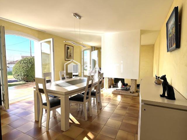 Vente Maison 5 pièces 136 m2 Merville