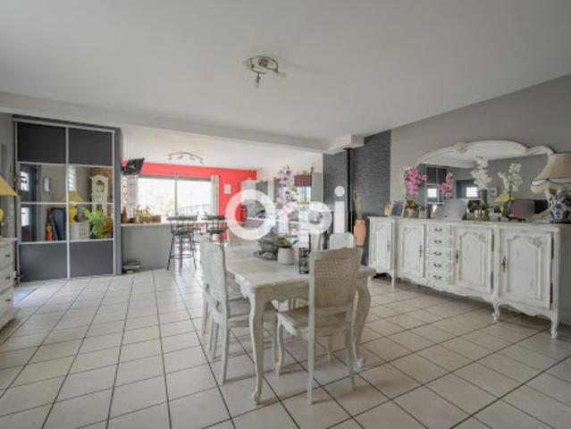 Vente Maison 5 pièces 136 m2 Denain