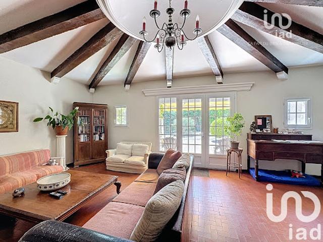 Vente Maison 5 pièces 136 m2 Saint Mitre les Remparts