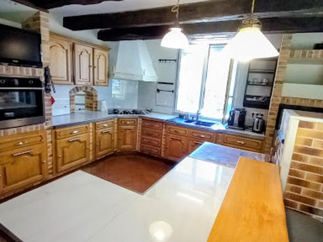 Vente Maison 5 pièces 136 m2 Saint Antoine de Breuilh