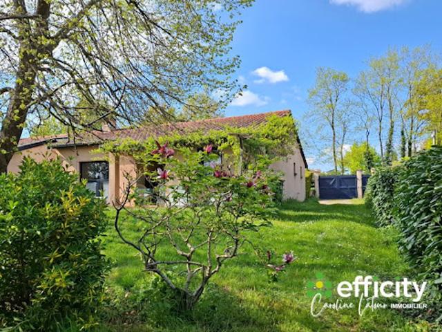 Vente Maison 5 pièces 136 m2 Saint Etienne le Molard