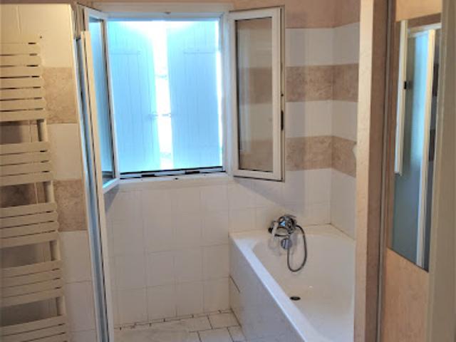 Vente Maison 5 pièces 136 m2 Saint Pierre d'Eyraud