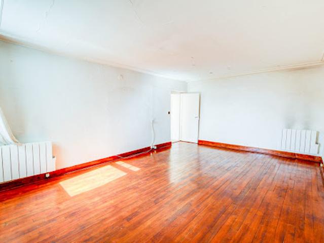 Vente Maison 5 pièces 136 m2 Sauverny