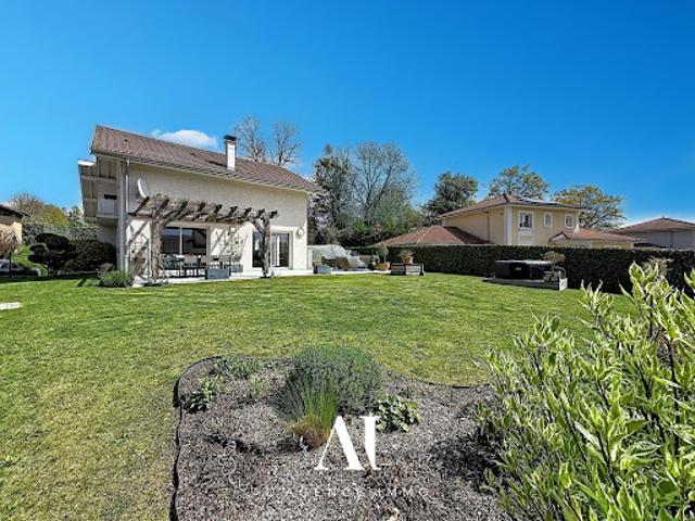 Vente Maison 5 pièces 168 m2 Echenevex
