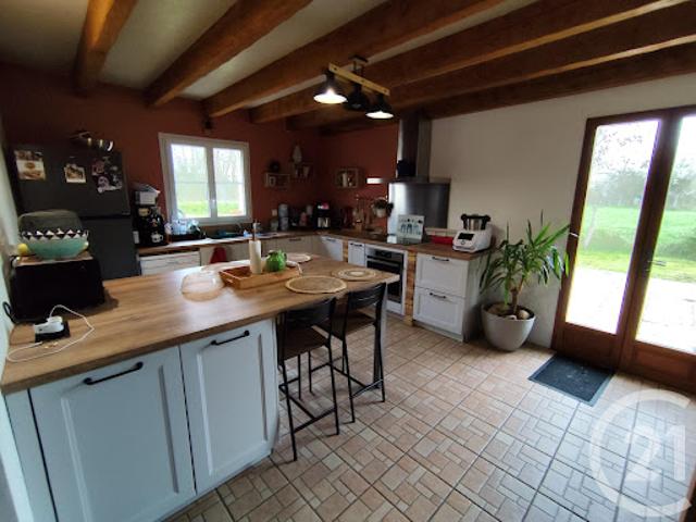Vente Maison 5 pièces 136.7 m2 Thevet Saint Julien