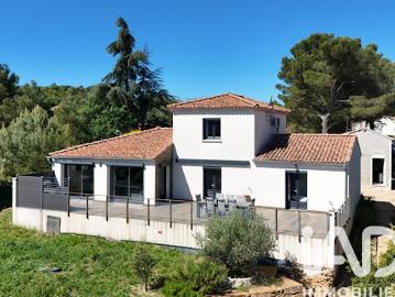 Vente Maison 5 pièces 137 m2 Plan d'Aups Sainte Baume