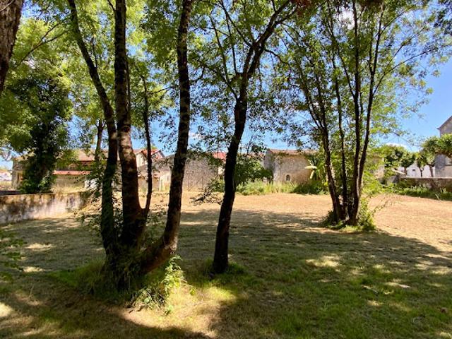 Vente Maison 5 pièces 137 m2 Saint Ciers du Taillon