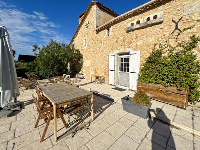 Vente Maison 5 pièces 138 m2 Neuvic
