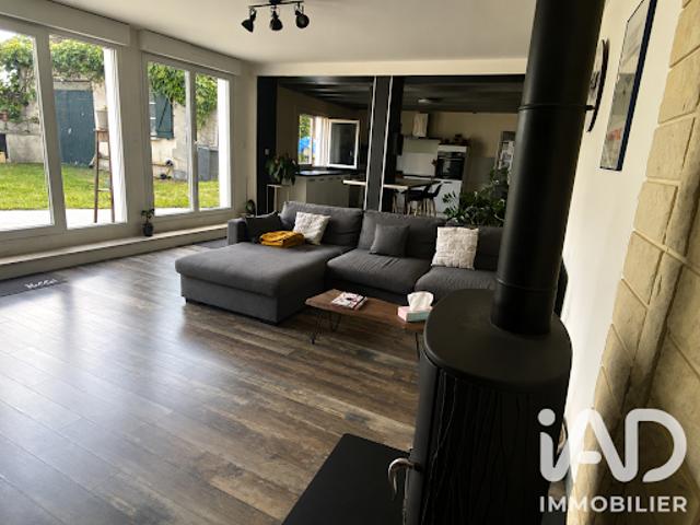 Vente Maison 5 pièces 138 m2 Châteaubernard