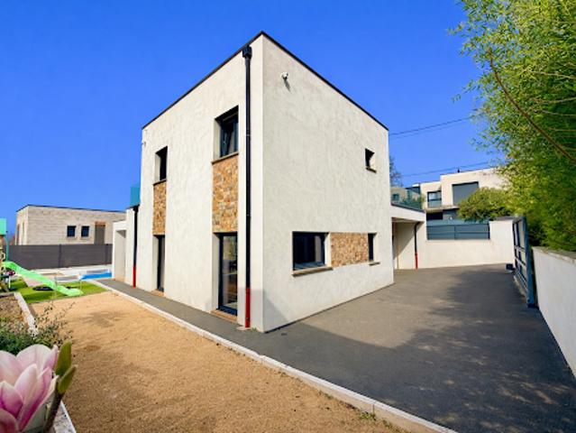 Vente Maison 5 pièces 138 m2 Genay