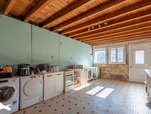 Vente Maison 5 pièces 138 m2 Jonzac